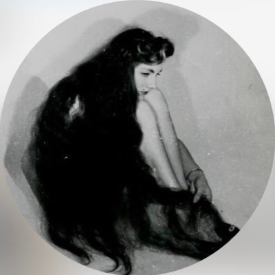 ilianaaanguiano's profile picture. 