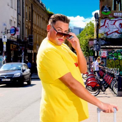 davidpottsx's profile picture. hun of the north                                               ✨ 👑 🏳️‍🌈 ♉️ 🎥                                    sallyanne@mirrormanagementpr.com 📩