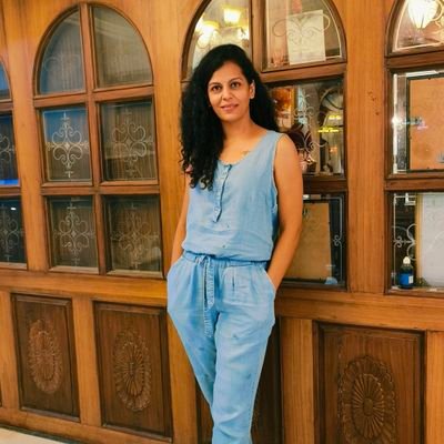 iRutuPatel's profile picture. Proud Hindu. Feminist. Believes in Stoicism. Inverse Paranoid.