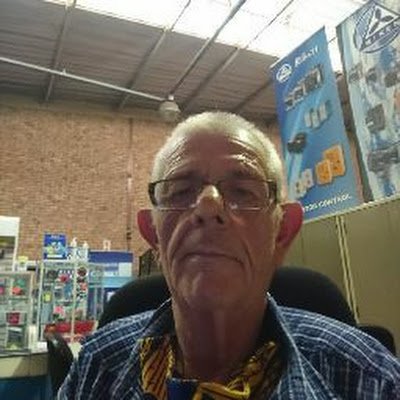 EastesWayn12427's profile picture. 