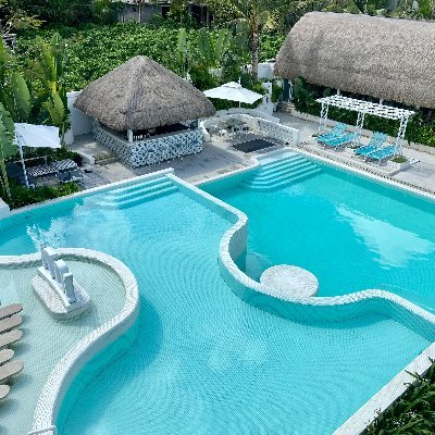 MRokomary42203's profile picture. 111