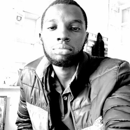 uthmanashiraph's profile picture. 