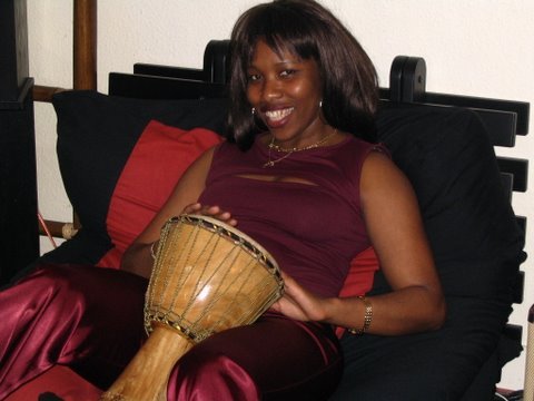 @JulyExotic #actu #photo #music #singer #Gospel #Choir #Soul #Jazz #PopRock #UniversitéParis6 #971 #Guadeloupe #PortLouis #Paris #RT #FB #TeamFollowBack !!!!!!!