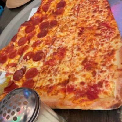 TySimpson27394's profile picture. 