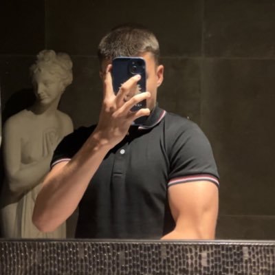 neyko_maxime's profile picture. Main : @Neykeau