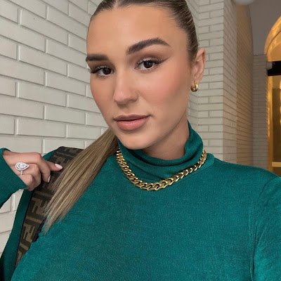 RoseMary311332's profile picture. 