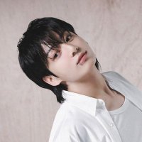 오롯_ʙᴛs(@OoooRott_with) 's Twitter Profile Photo