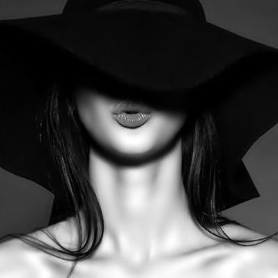 “أنا لا أحتاج أن أكون قاسيًا لأكون عظيمًا. قوتي في قلبي، لا في جدراني الصلبة..