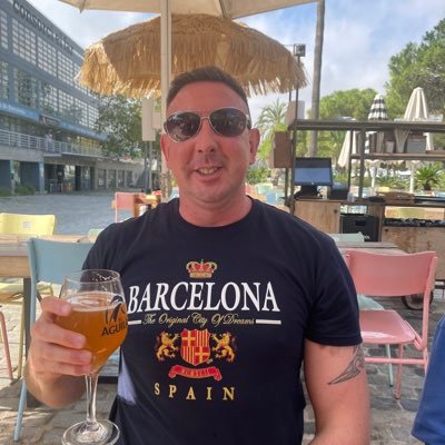 Simon9961046082's profile picture. 