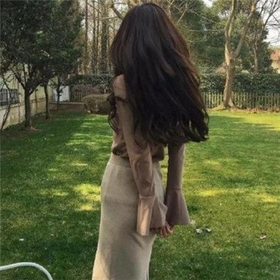 Thenesa334619's profile picture. 