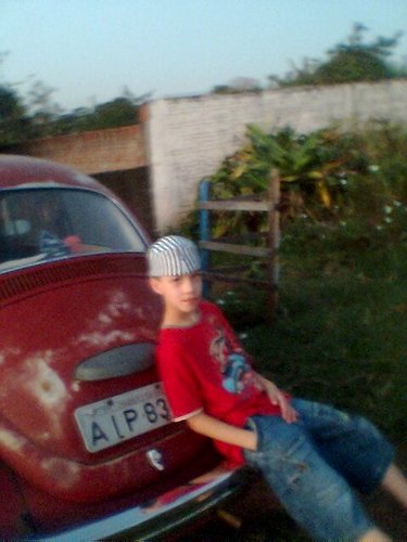 Ideal seria que todas as pessoas soubessem amar, o tanto que sabem fingir.(Bob Marley)