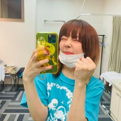astral boxを買ってからaikoが好きな50代・老眼眼鏡・釣りバカ
神奈川ですが単身赴任で地元の大阪在住
東三国のタコたこのたこ焼きと、阪神のミックスジュースはやめられません
東京ドームでaikoと一緒にローラー滑りたい
ハーバーセンターでのフリーライブ.LLA6.LLR9.LLA7.LLR10
