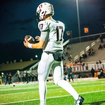 Bradley Bourbonnais HS | QB | 2026 | 5’11” 180lb | 4.1 GPA | 8032507698 | ellisjohnson8@cloud.com https://t.co/CJQWqrxJoK