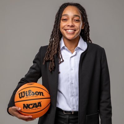 Assistant Women’s Basketball Coach at Missouri Southern State University.
Loyola-Chi WBB Alum