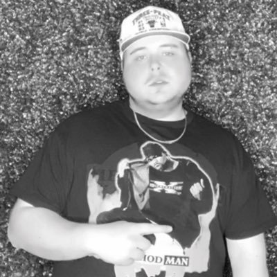 Chicago sports. 670 mob. Former scavenger hunt champion. Dog enthusiast. Beertender. Posts are reflection of my own 💭