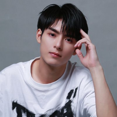 1° Fanbase brasileira dedicada ao artista chinês Wang Hao Xuan.
• @LIVERPOOLOFFIC2 • #王皓轩
• Nosso CC: https://t.co/SIW5FyYrK3