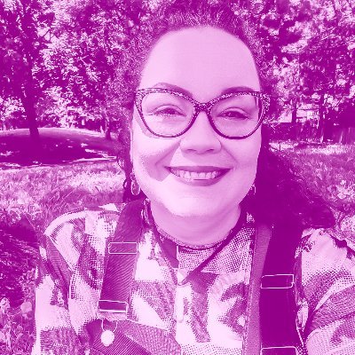 thirteenmoons79's profile picture. Human Being/Doing
Web & Graphic Designer
Virtual Assistant