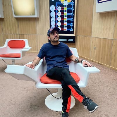 j_tc's profile picture. Profesor de Historia y Ciencias Sociales