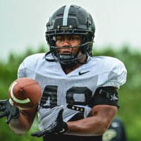 Farrell Henderson III (@_icetreyy) 's Twitter Profile Photo