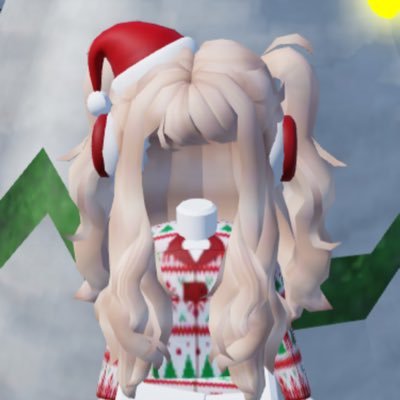 skyluvsadoptme's profile picture. 