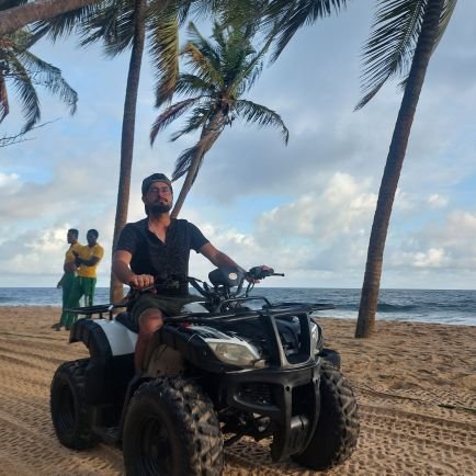 Veer_3Oct's profile picture. 3 Oct ! An Engineer ! Music Addicted !  Dreamer! #RJ0२