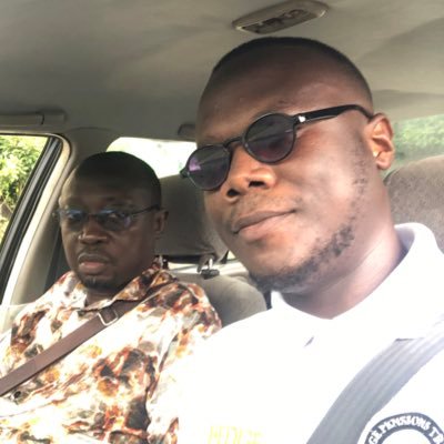 Johanneshimself's profile picture. The crown is broken in pieces but there's more in my possession.  🫡 🇬🇭.