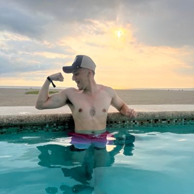 Paco5star's profile picture. Software Engineer 💻 Space | UFC | Technology | Thirst for knowledge & experience ✍️
