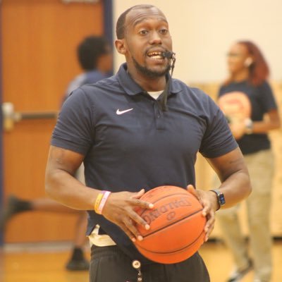 MBB Assistant @CyRidgeMbb | PVAMU Alumnus x2 ΩΨΦ