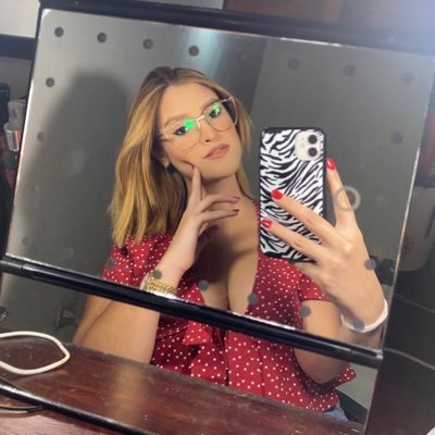 Valeriaadiazp's profile picture. 22. 
Fisioterapia ⚡🐍. 
🇻🇪VENEZUELA