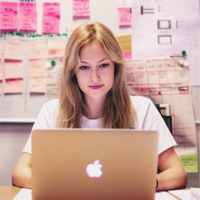 ZJedrzejewska's profile picture. UX Researcher / UX Designer