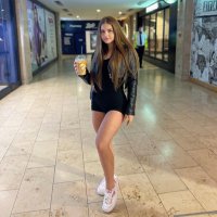 Yonli (@yonlibarry) 's Twitter Profile