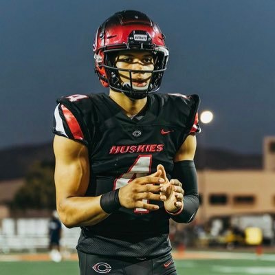 Philippians 4:13 | QB @Cen10Football NIL Athlete/National 2025 QB | 6’2 200lbs @UnderArmour ❤️‍🔥 https://t.co/bTYOWW5Xvt