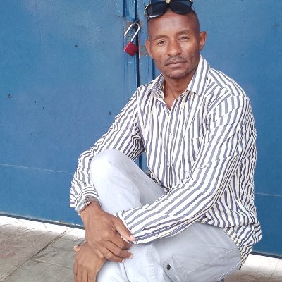 bnweke28's profile picture. am cool loving guy