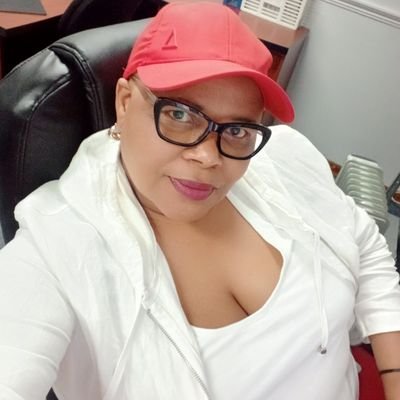 mamaiviwe Profile Picture