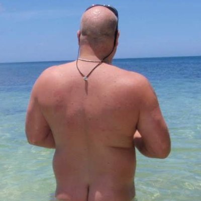 Finding Big Cocks to fuck & cum inside my #HotWife 💦
Tight Pussy, Big Cocks, Cum & hot trans girls get me off!
💍 @AvaBlackQOS
#Stag #Cuck #CumEating