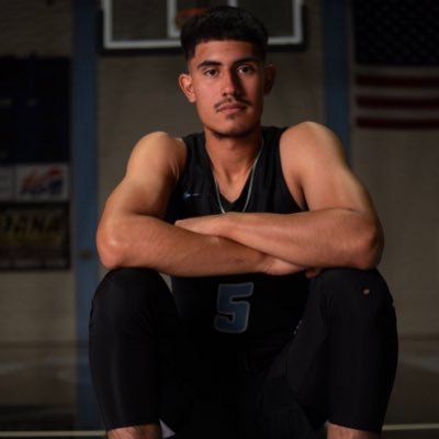 Cabrillo MBB🏀 6’7W/F (210LBS) (3.9GPA)