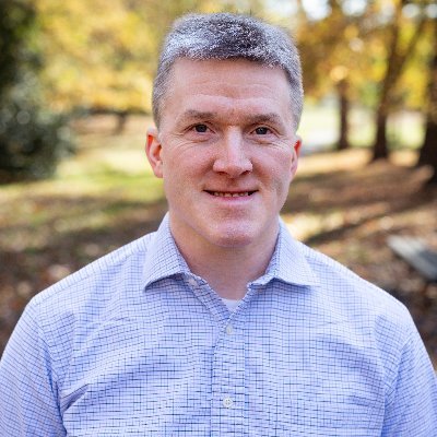 Husband, Dad, Social Worker (He/Him/His) trying to end homelessness and StopASWB in DC. Opinions my own, but my employer is working on the same things.