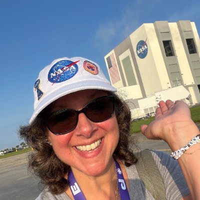 Wife |Mom of a 2nd Gr Teacher, Sailor, DIL, & a Granddaughter💕 I 1st Gr Teacher | @seesaw Ambassador | KTI2018 ⭐️ @NASASocial |Space 🚀 & STEM lover📸