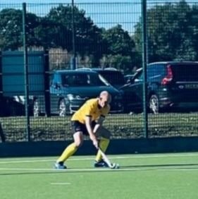 Enjoy cricket, hockey, rugby union & golf @scotlandteam @welshrugbyunion #MardenSaints #RainMen 🏏@MardenRussetsHC 🍎 🏑