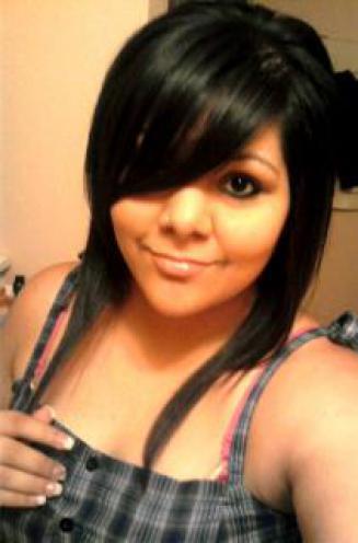 I need some love on new years. How about a romantic night at my place? add me at http://go-url.in/7EW