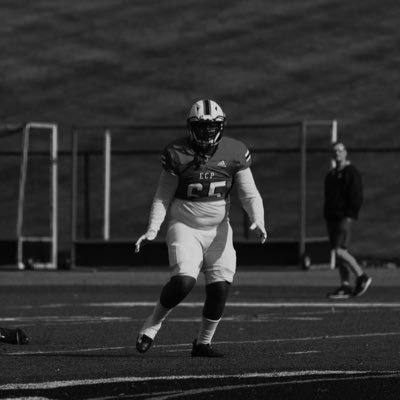 Janai Morris| 24’ | DL/OL | 6’2 280lbs |JMorris23ecp@gmail.com |@ECP_Football |