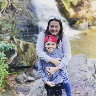 ebickerstaff33's profile picture. Sports mom ❤️