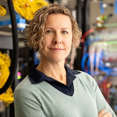 Chief Quantum Officer @TeamPhotonic
Co-Chair, Advisory Board Canada’s National Quantum Strategy
Tier 2 Canada Research Chair
Associate Professor, SFU