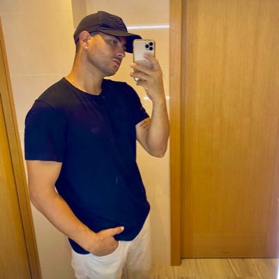IG : Manfredo.Marllon 📍021 RJ 🇧🇷 🏠 SJM- Portugal 🇵🇹 ⚽️🥊 Football And Muaythai Athlete