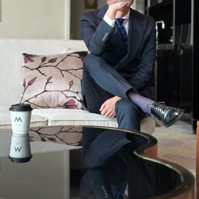 dsdsddt1's profile picture. 对的缘分，会晚点见。