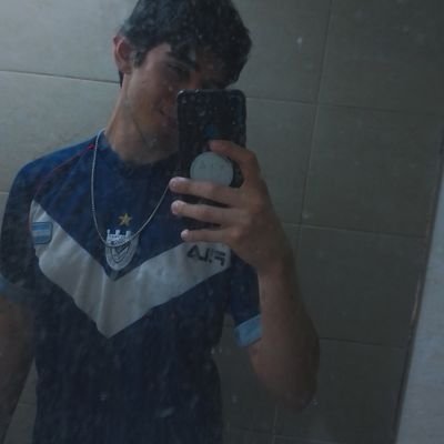 deja que el rock lo flasheen otros. soy de los beatles desde que estaba en la cuna.