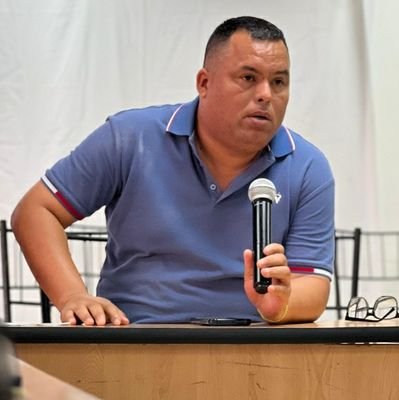 Politico
Militante Socialista-Chavista-Bolivariano.
Director Municipal del @PartidoPSUV, municipio Juan Antonio Sotillo - Abogado