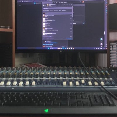 Hello, my name is Matthew. I,m a sound engineer, and i wanna share my sound lifehacks in twitter!