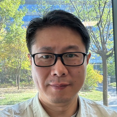 fengzhou's profile picture. CEO @NetEaseYoudao, EVP @NetEase_Global