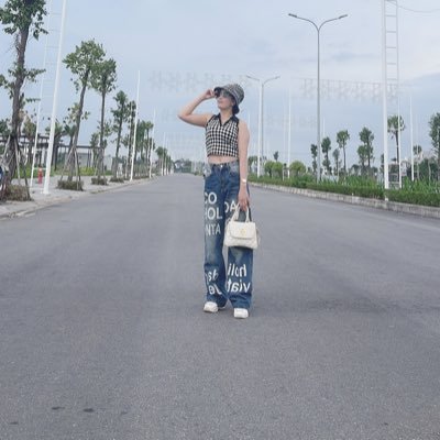 chm46935's profile picture. kinh doanh mỹ https://t.co/WKj2WMqG5Wăm.sóc.sắc đẹp.
